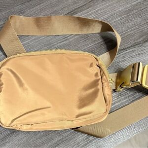 Stylish Tan Shoulder Bag
